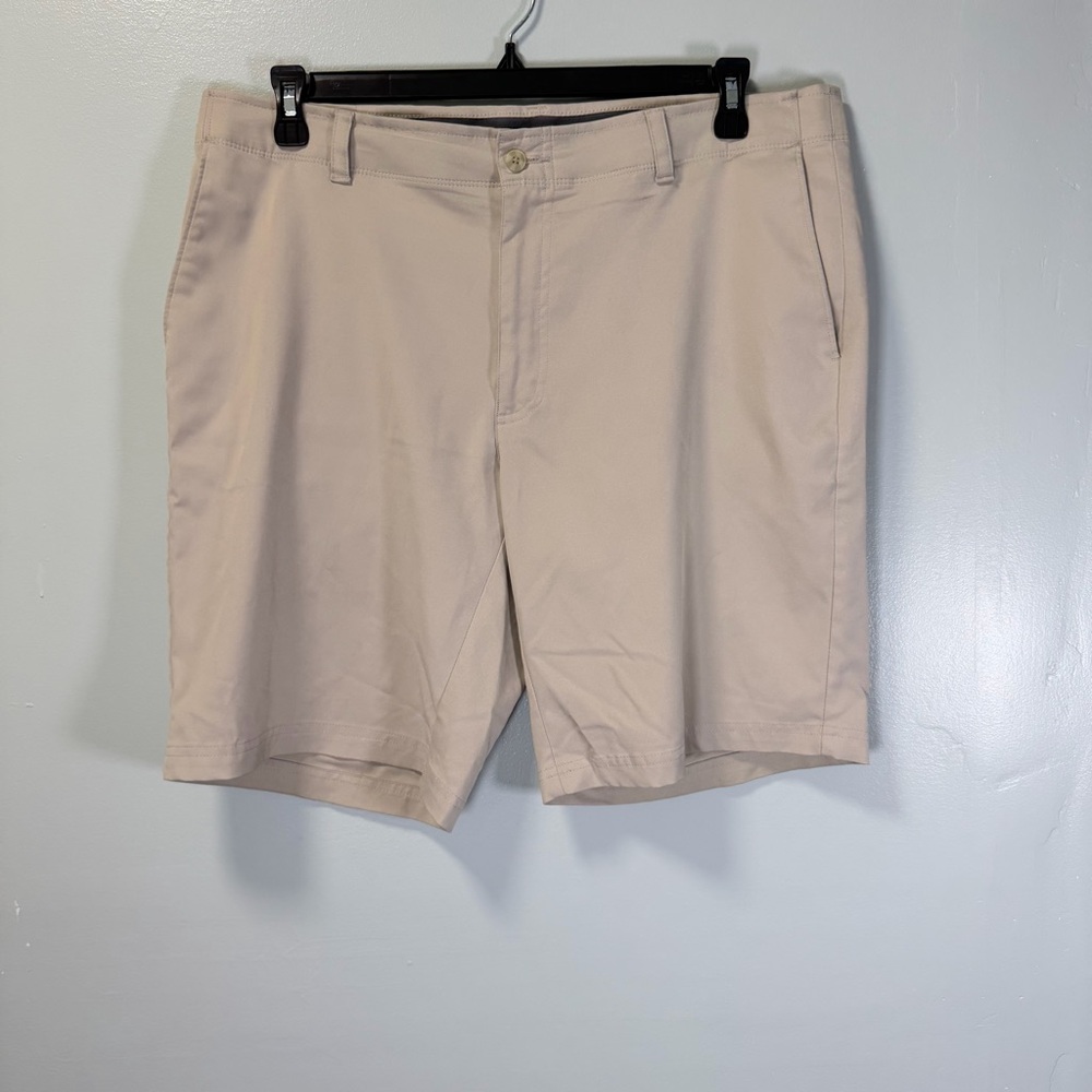 PGA TOUR Mens‎ Driflux Flat Front Golf Shorts Khaki Beige 38